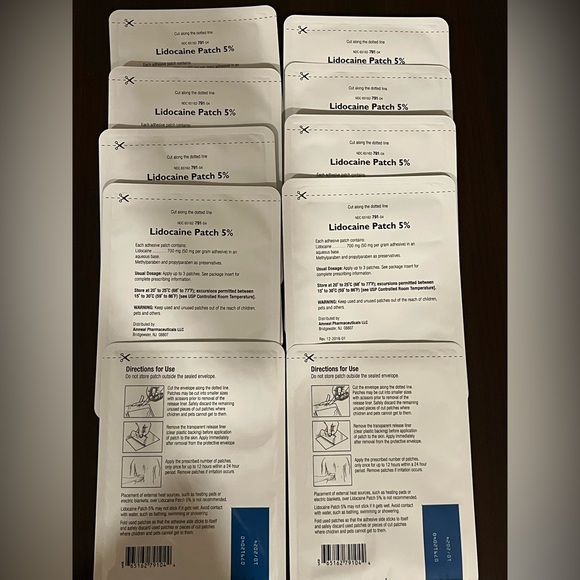 10X Lidocaine Patches Brand New-Set of 10! - Picture 1 of 1